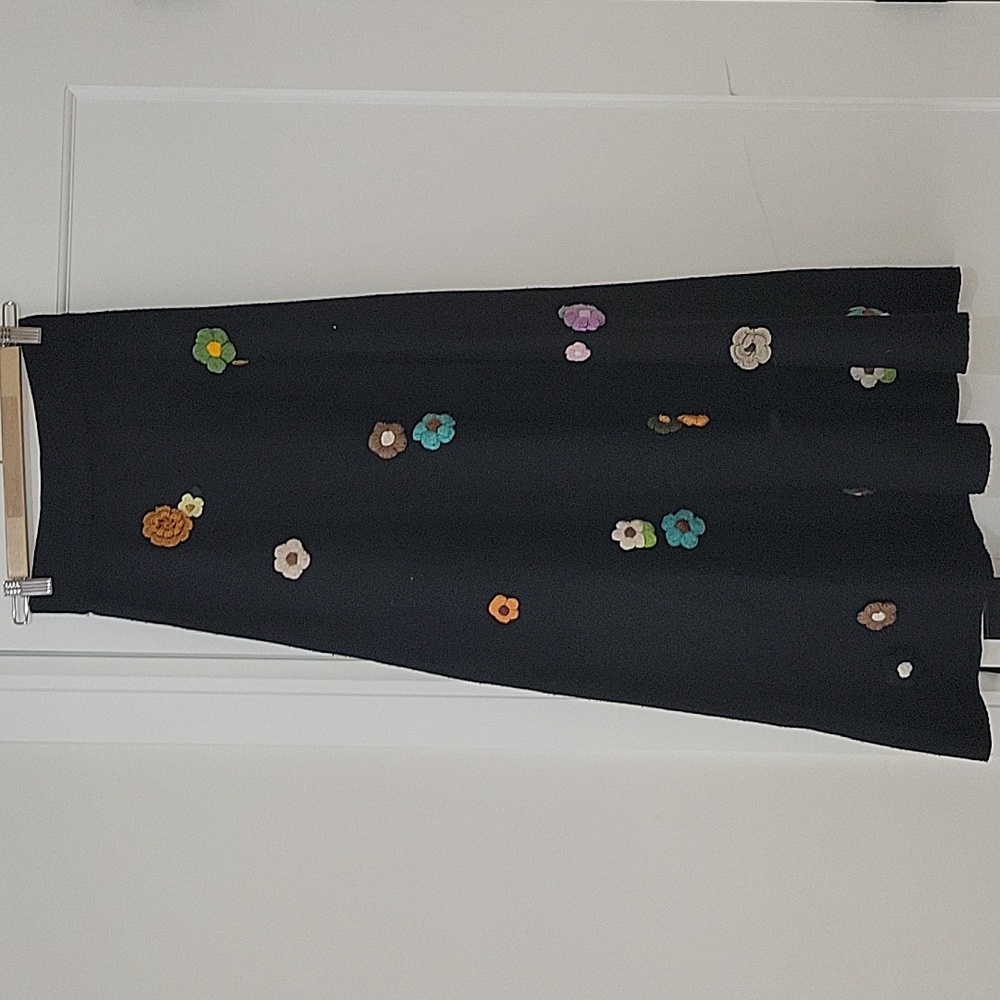 Chic Black Maxi Skirt with Floral Accents